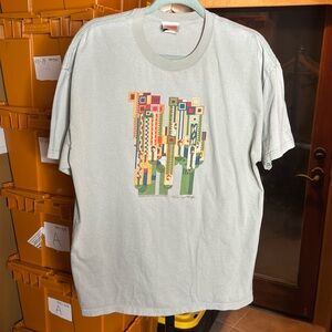 Graphic Print T-Shirt - Light Gray